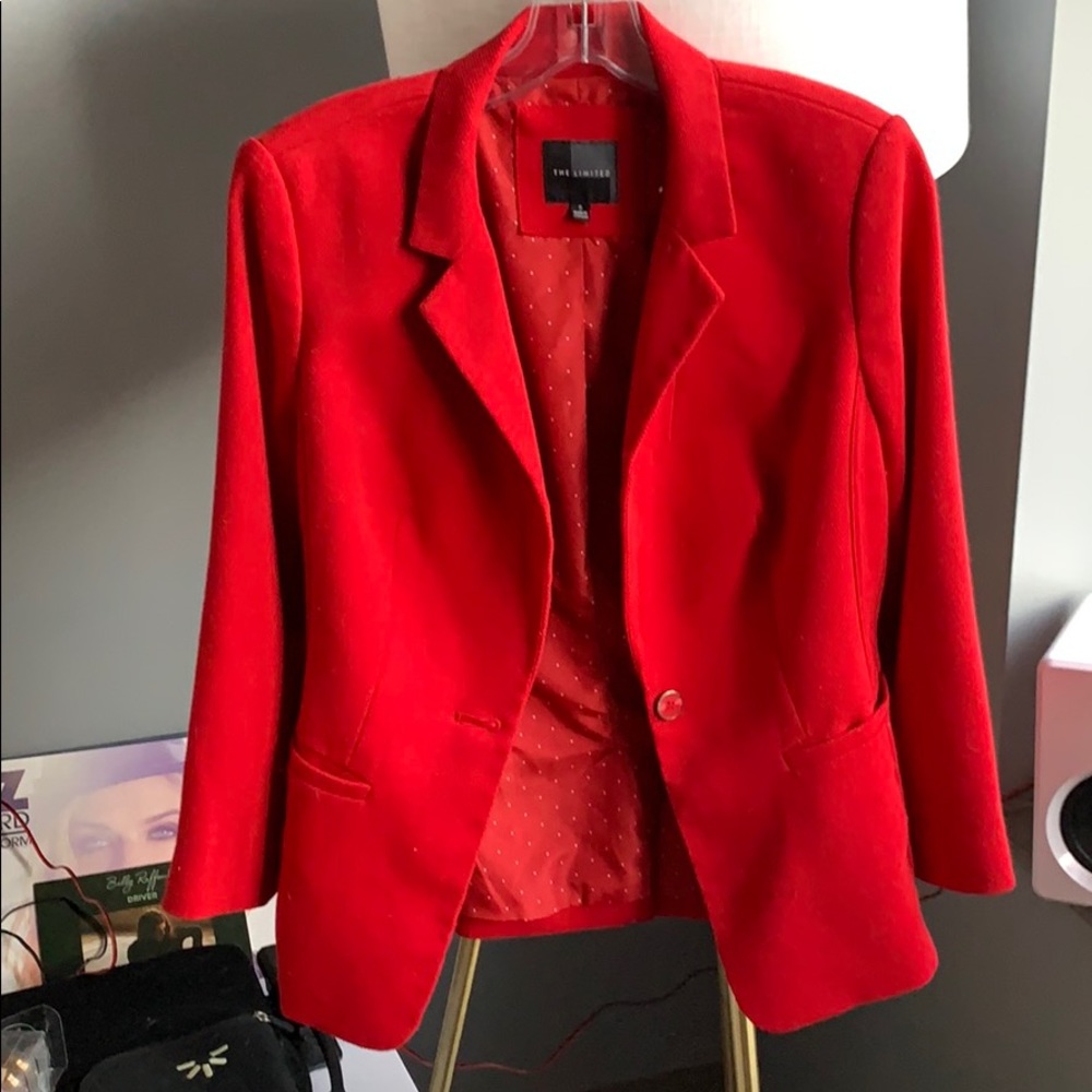 Red blazer 3/4 sleeve